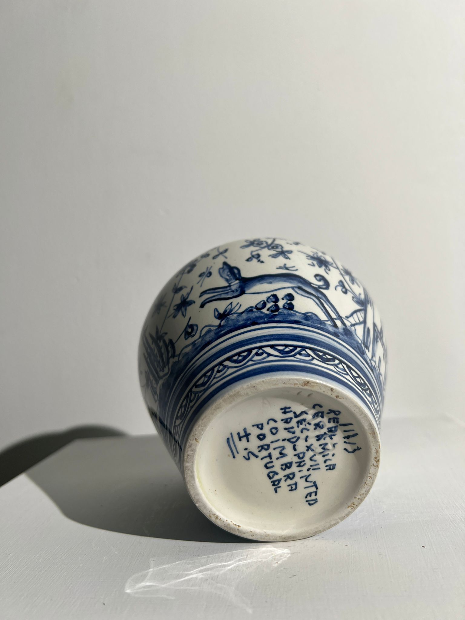 Blue and white Portuguese handmade vase with stylized pastoral pattern H:12,5cm