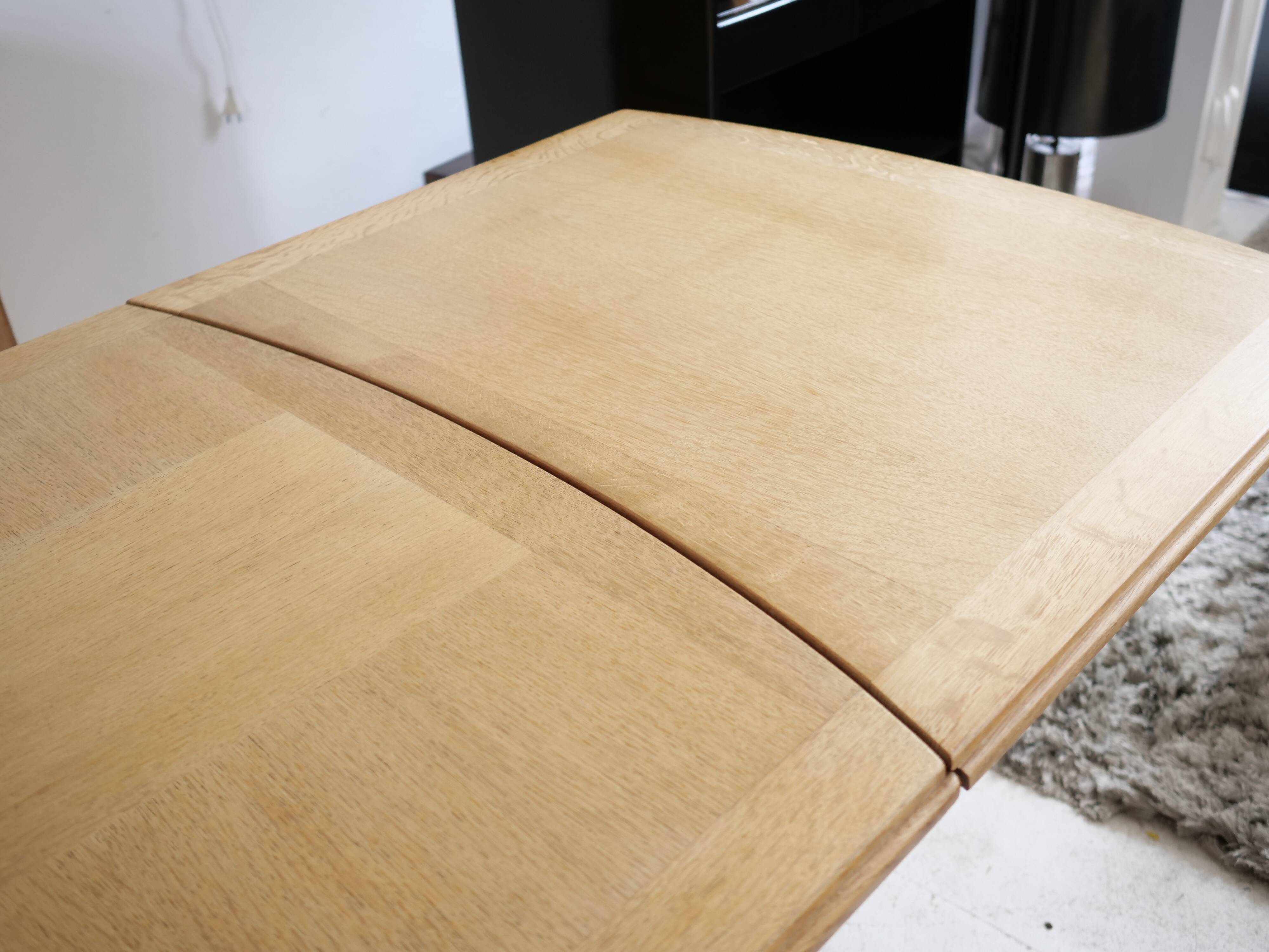 Guillerme and Chambron extendable table for your home France