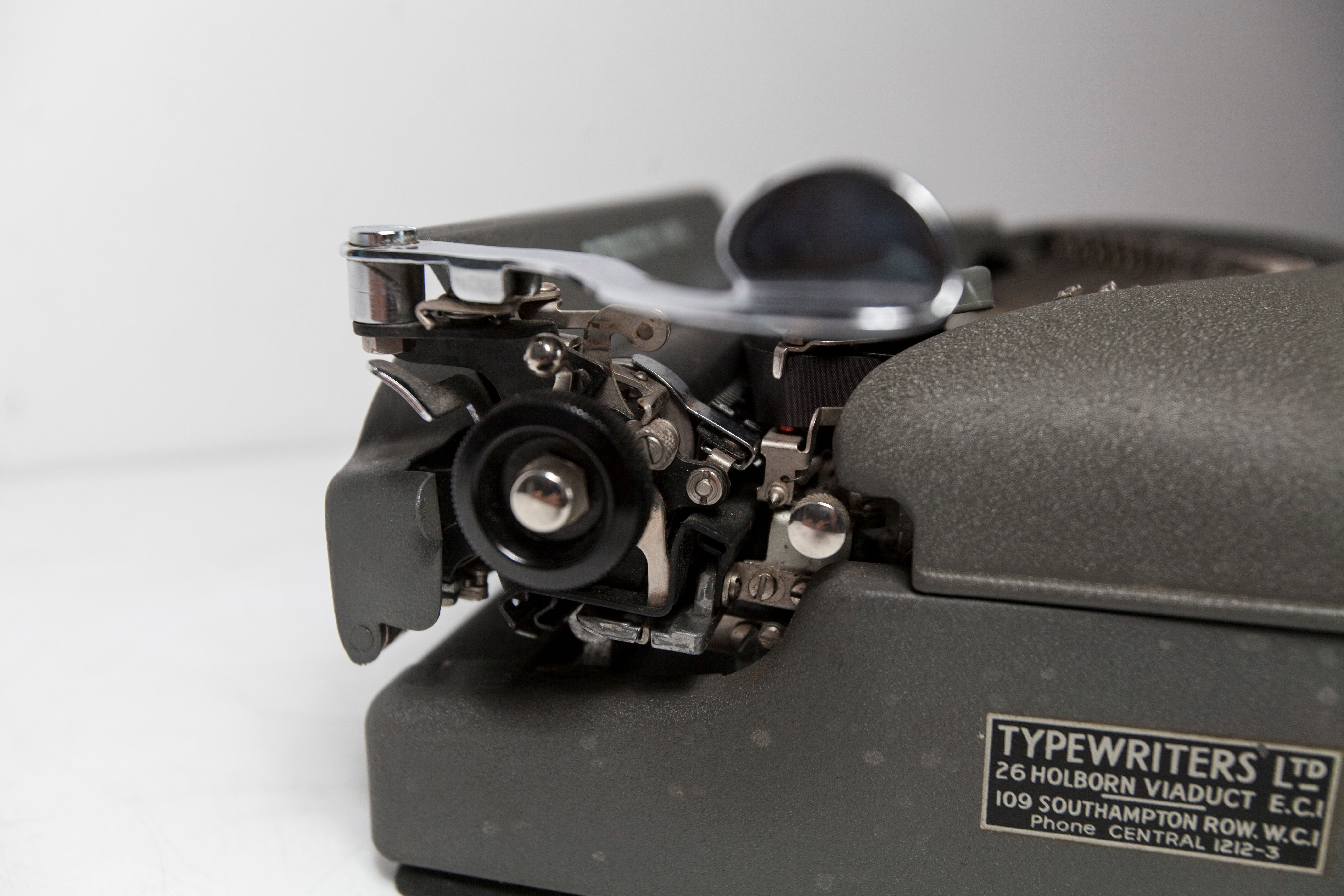 Typewriter Remington rand 1947 deluxe model 5 revised and new ribbon