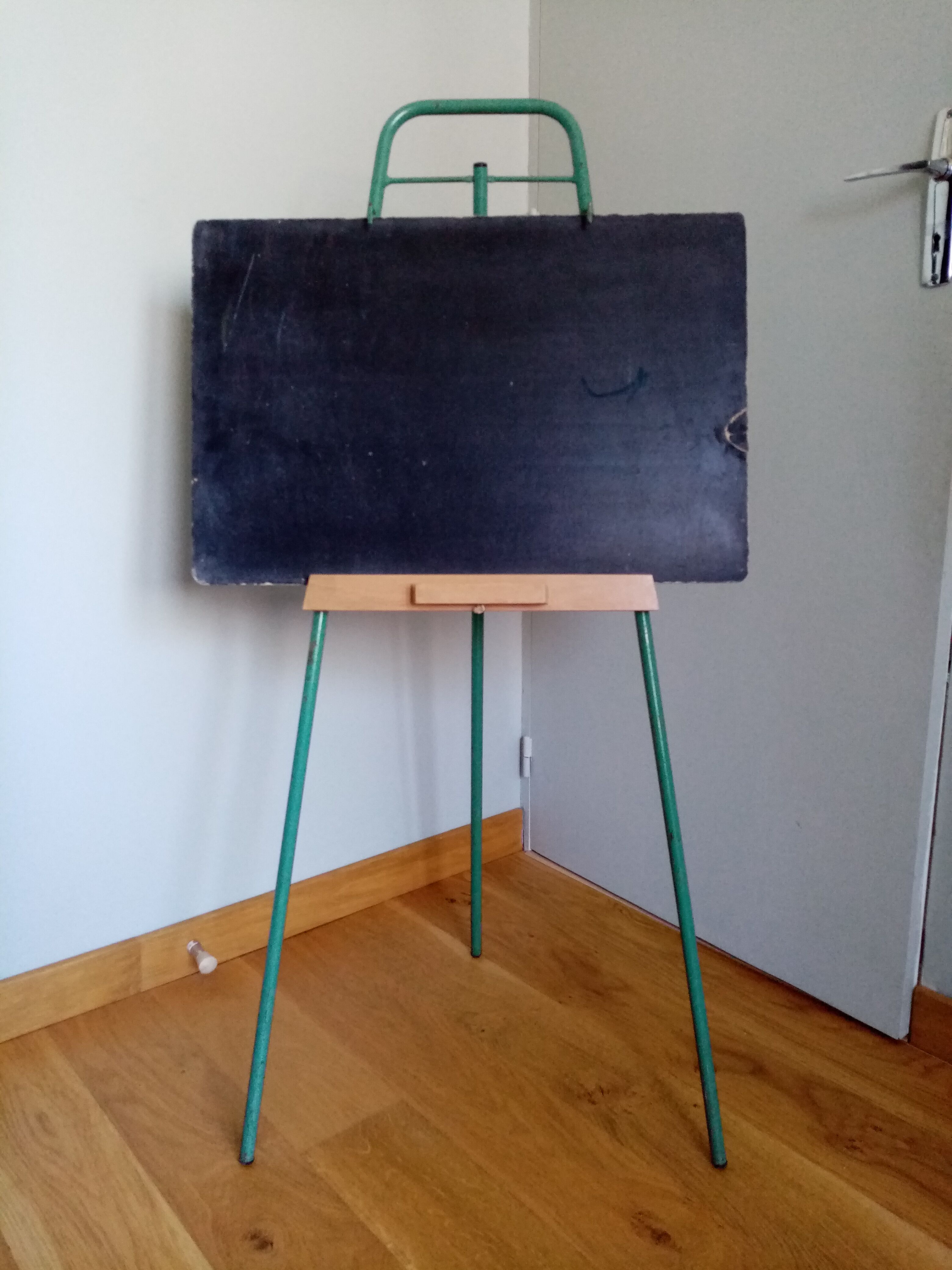 Schoolboy slate table on foot