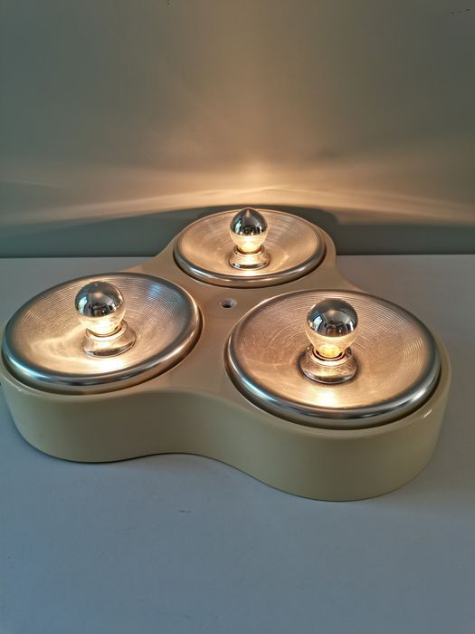 Italian plafonier Harveiluce iGuzzini mod. 5032