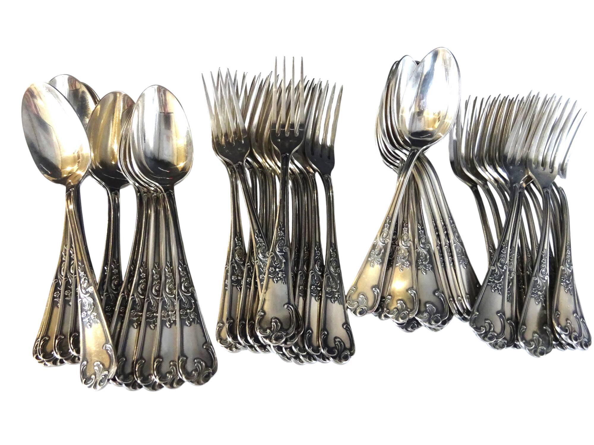 Silver-plated cutlery set - 103 pieces