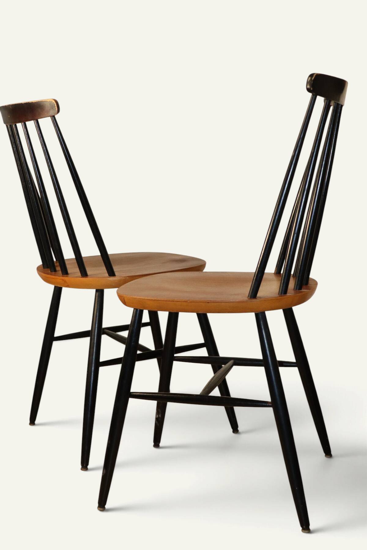 Set of 4 vintage wooden chairs, 1960s
