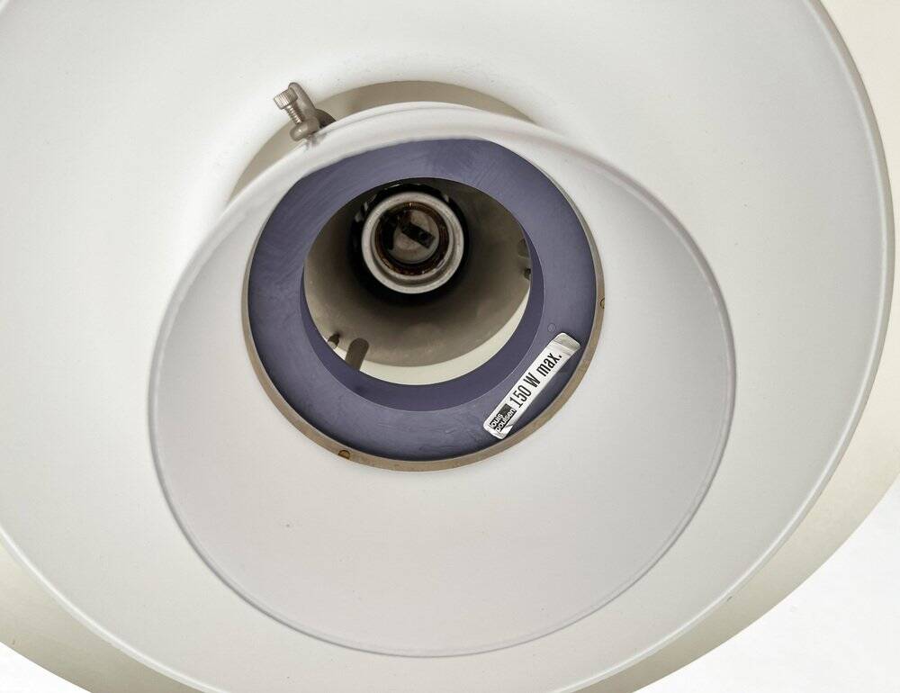 Lampe suspendue en métal et verre modèle danois milieu du siècle Ph 4 1/2 - 4 par Poul Henningsen pour Louis Poulsen, années 1980