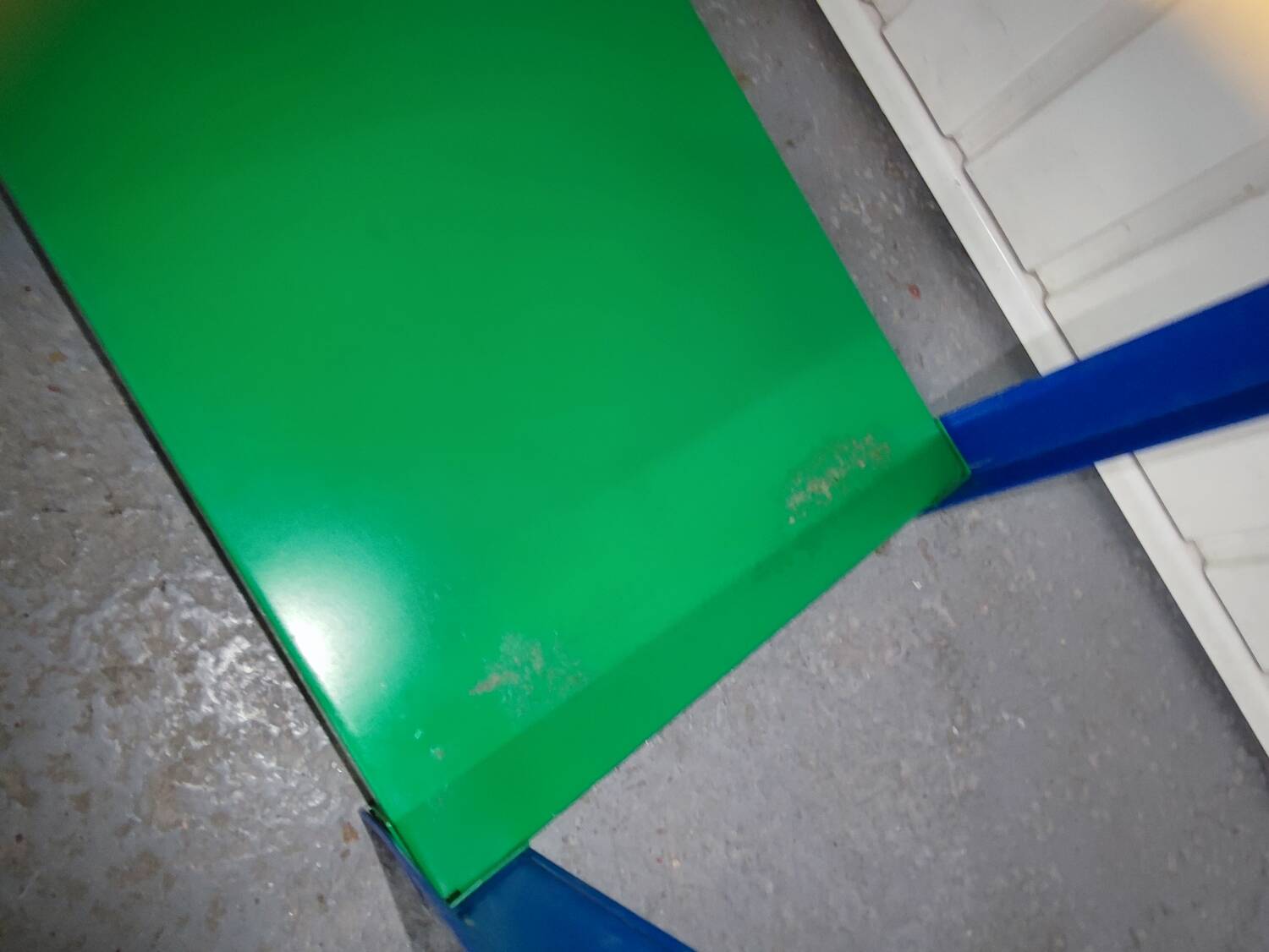 80s colored shelves.