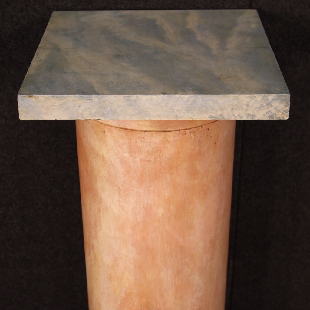 Pair of french columns in lacquered wood