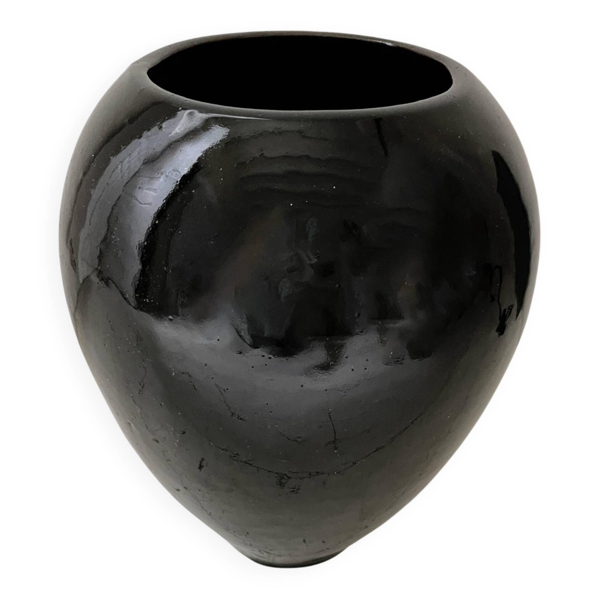 Vase en gès noir lourd