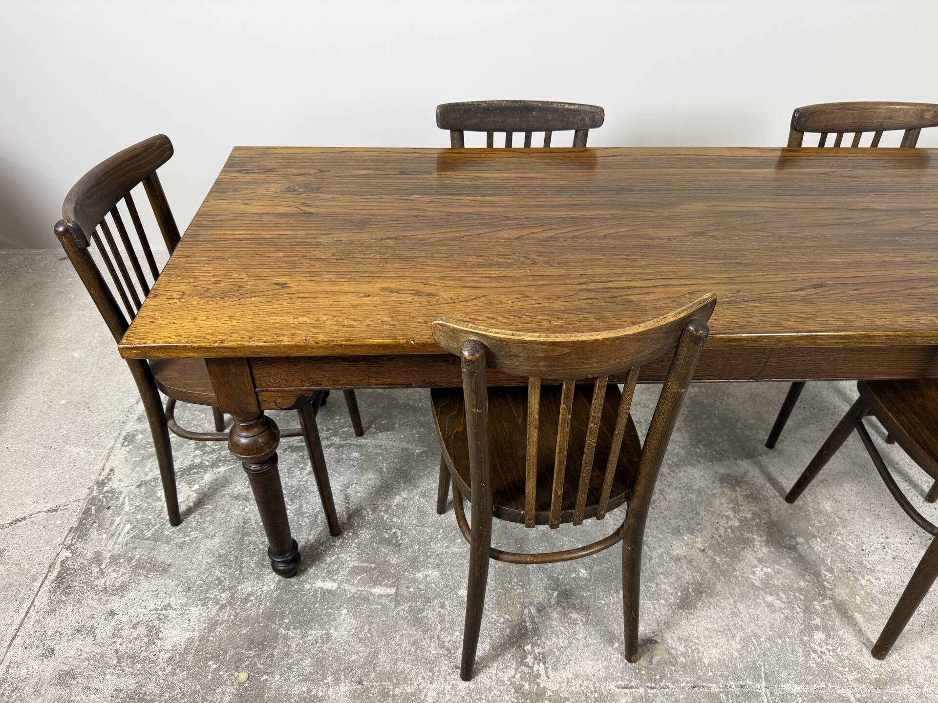 Grande table de ferme ancienne en chêne – 229 cm