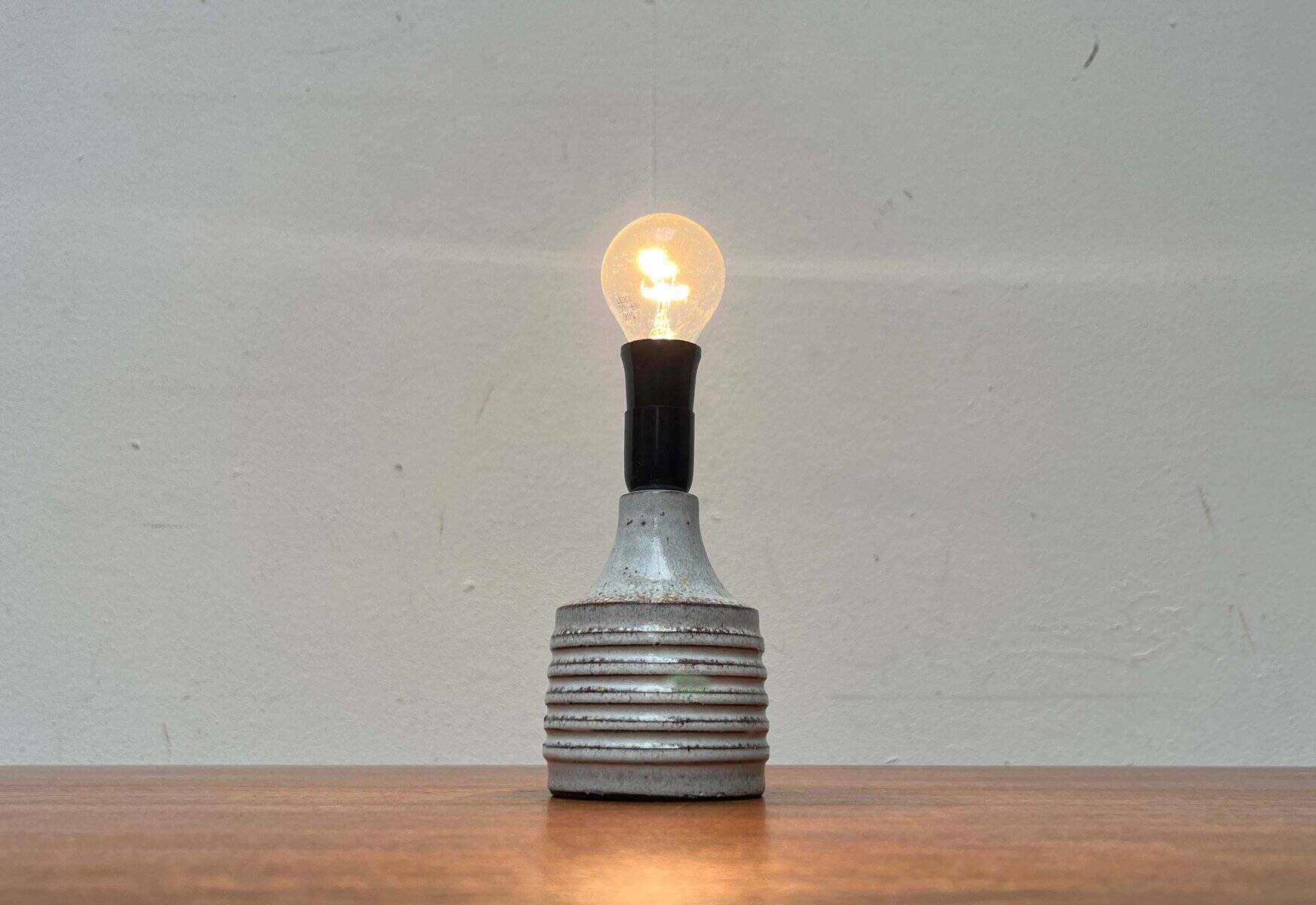 Mid-century modern studio pottery table lamp by Axella, 1960s.