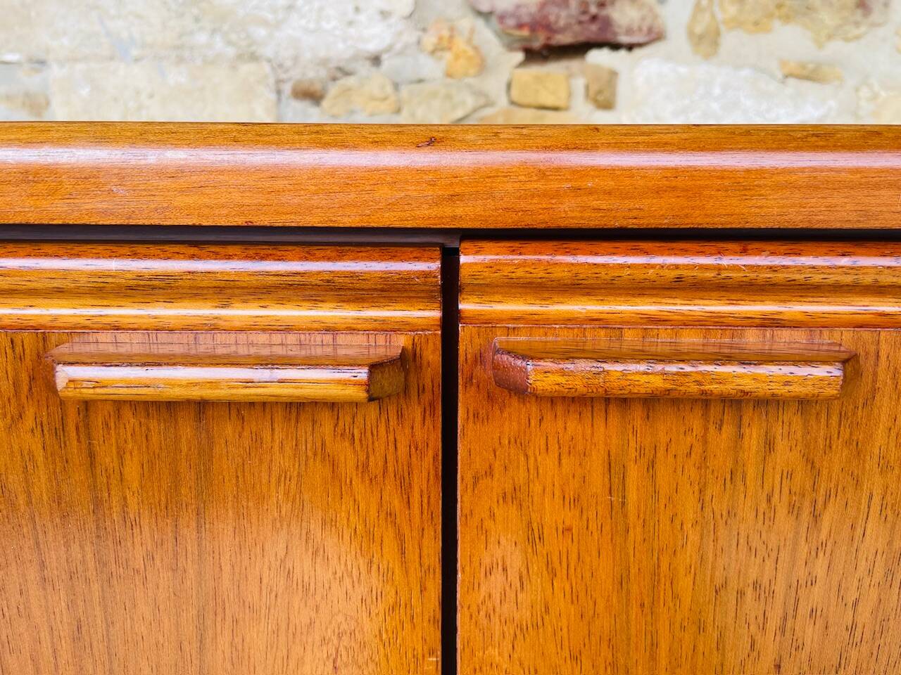 Low buffet, vintage teak storage unit by Hulsta, circa 1970s.