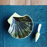 St-Clement shell-shaped butter dish and knife