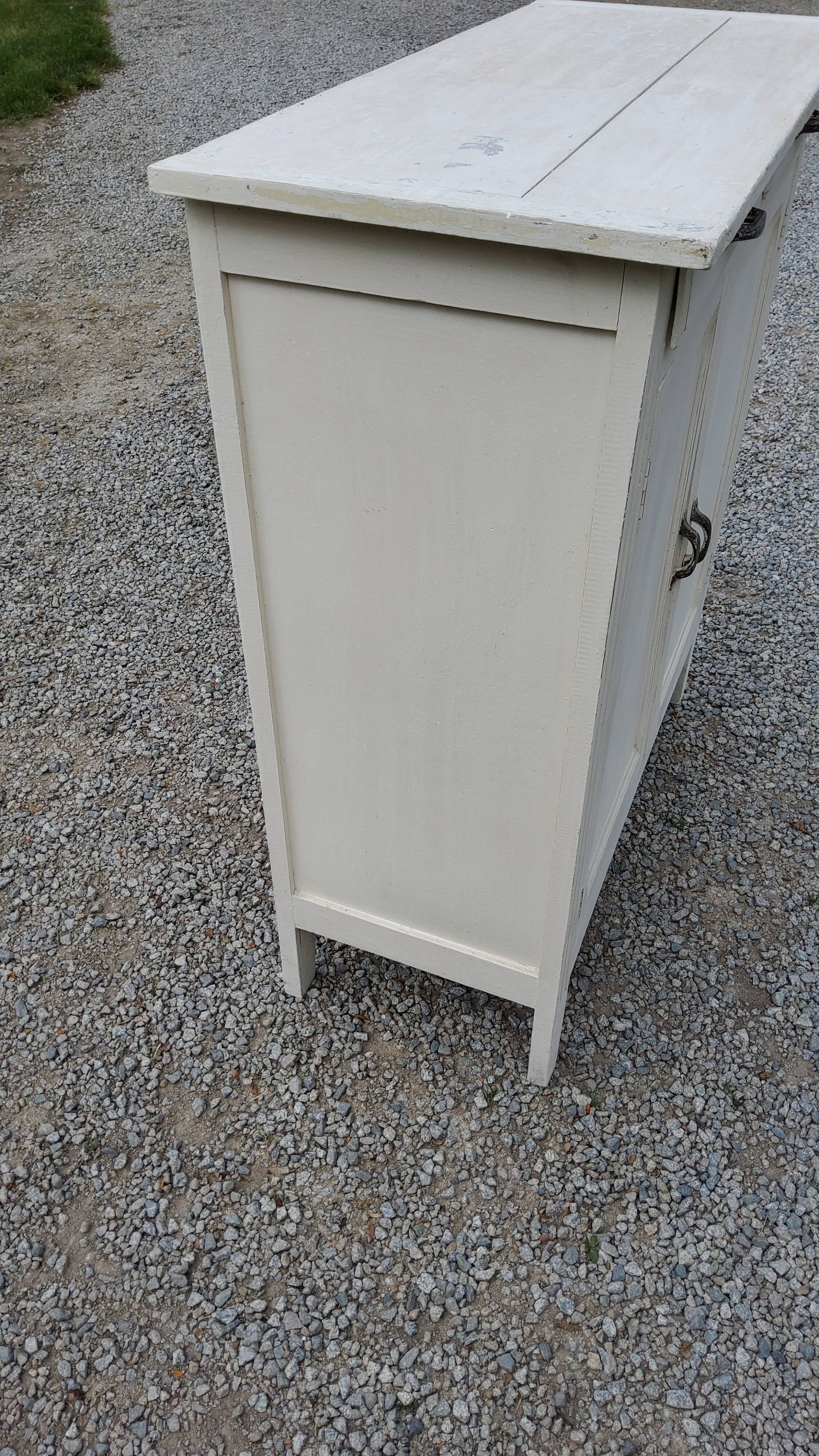 Old Parisian buffet 2 doors 2 drawers patinated white