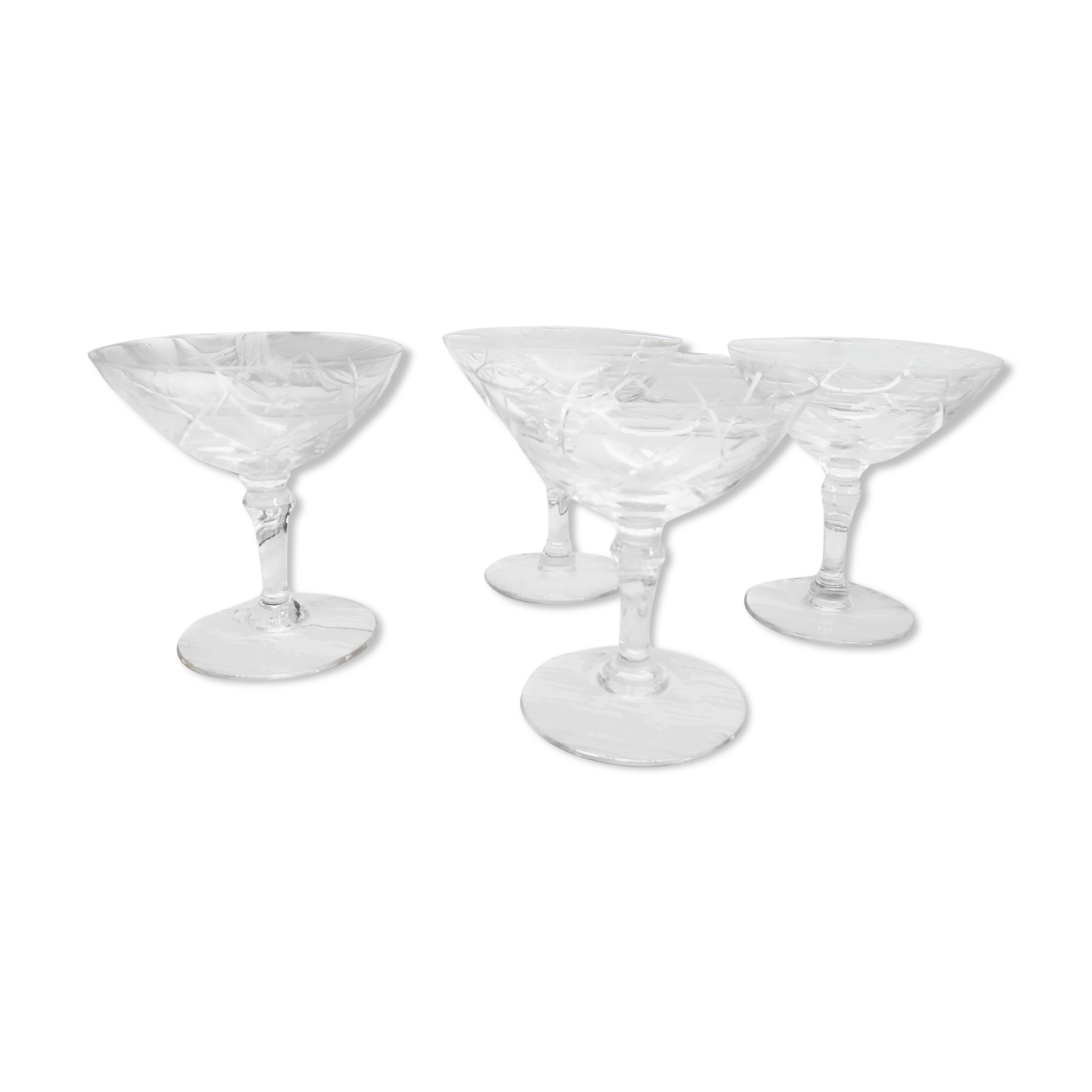 Set 4 glasses of champagne crystal chiseled