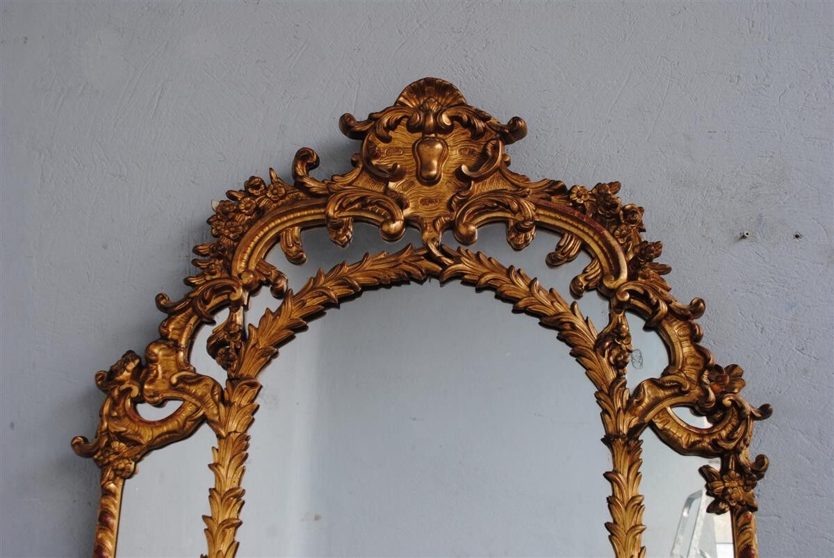 Mirror shield-close style Louis XV gold leaf gilding
