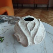 Vase rond en céramique mate