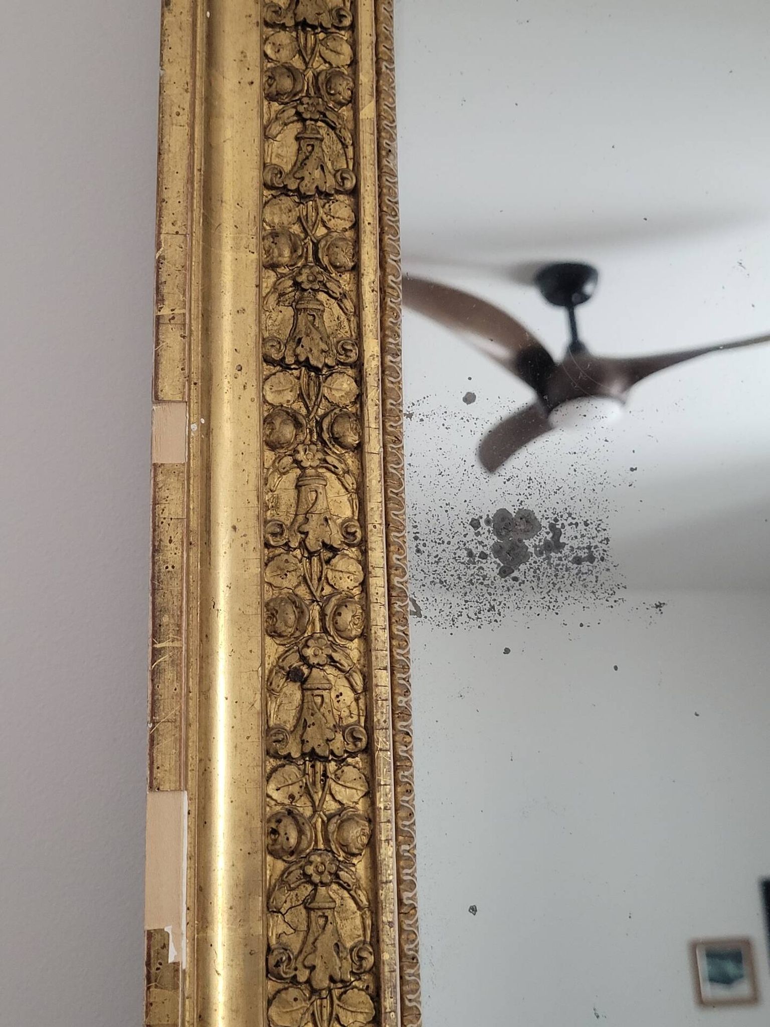 Miroir doré stuc et bois Empire