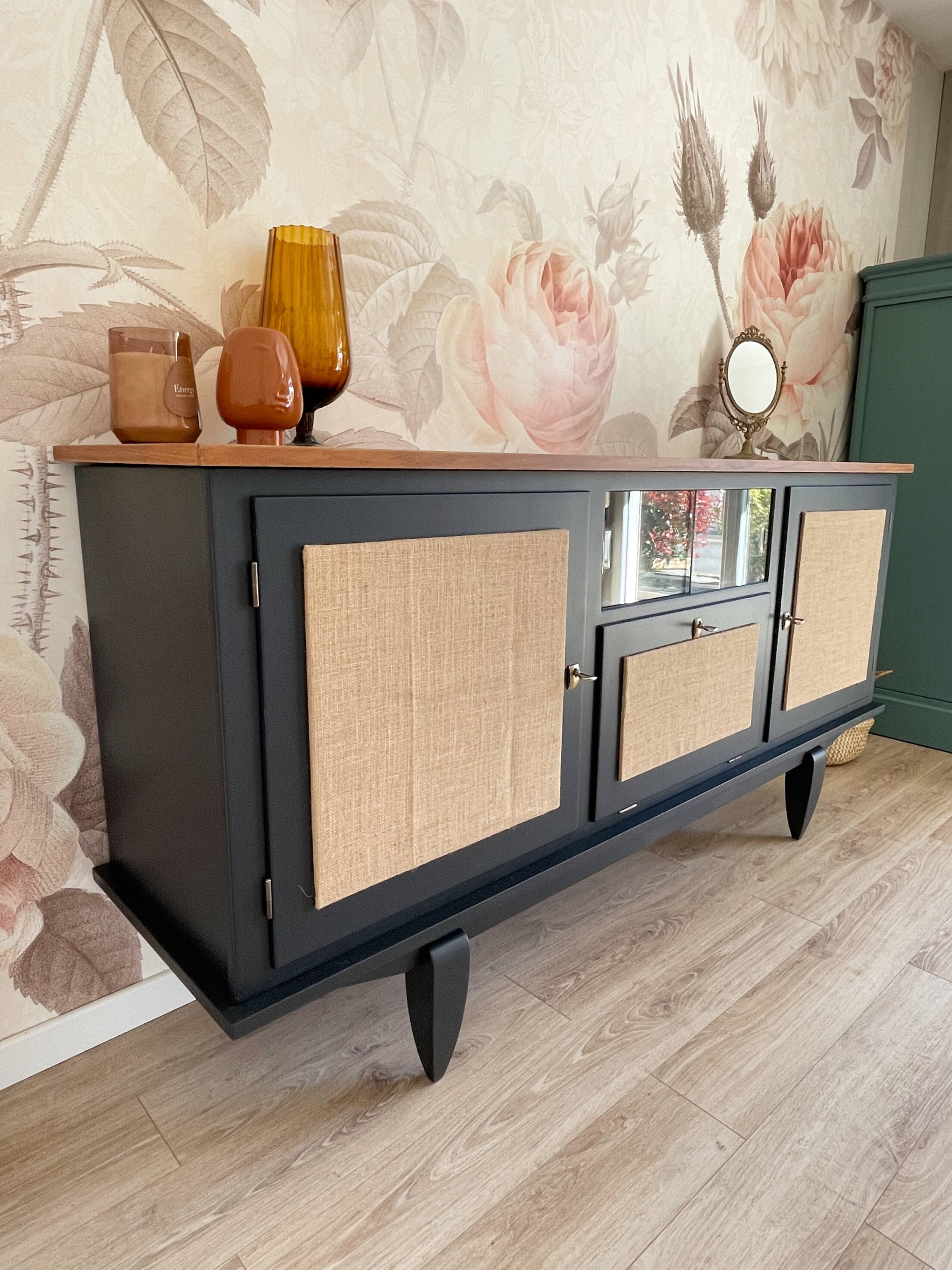 Revisited Vintage Enfilade