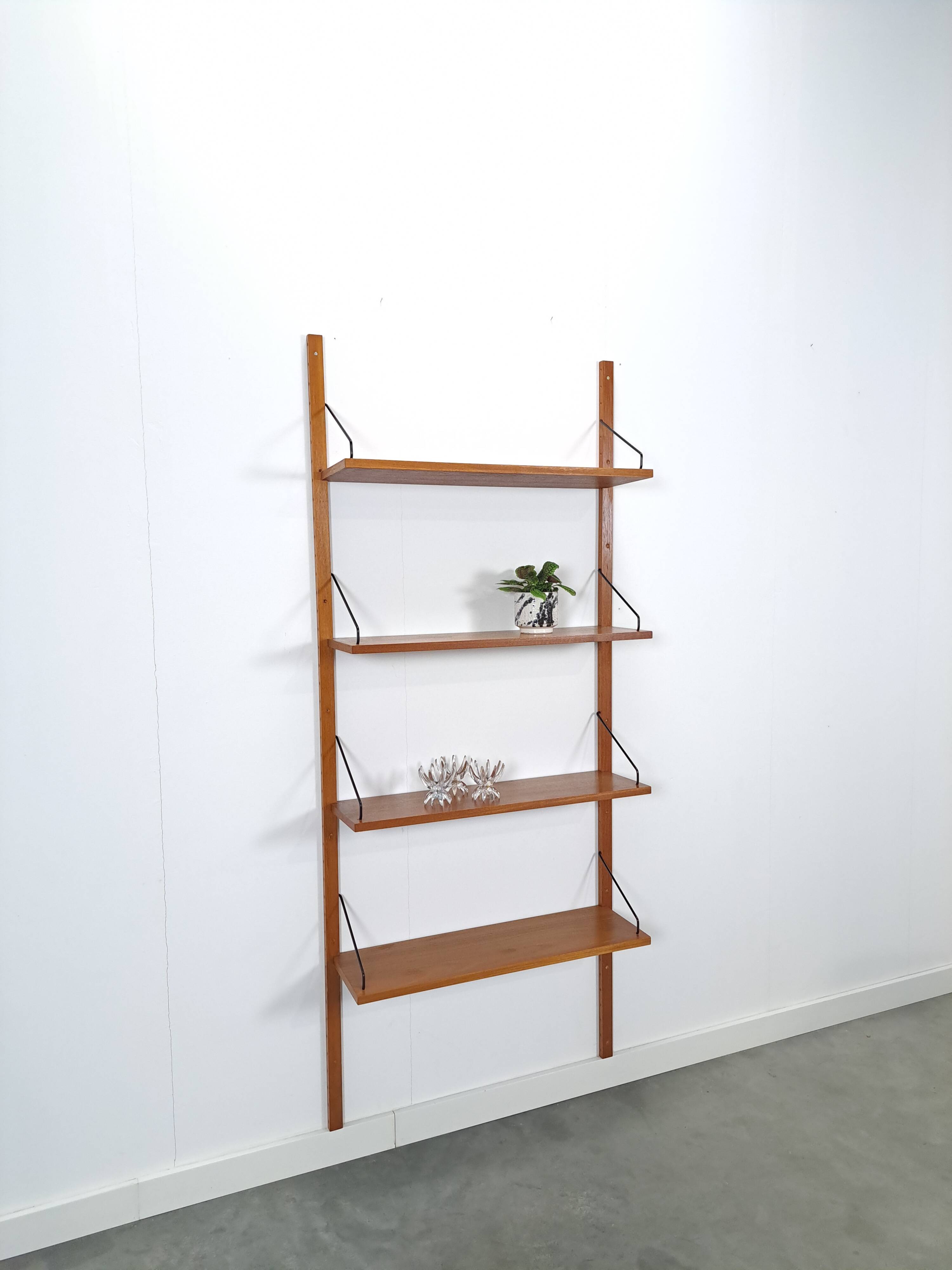 Modulair Deens Royal systeem Poul Cadovius CADO teak