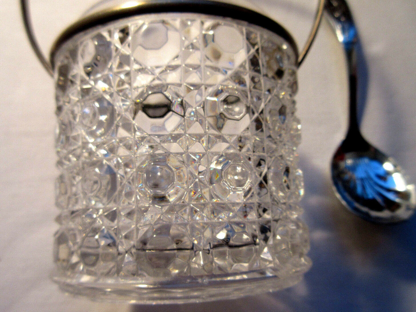 Baccarat jam jar, Pierreries model - metal spoon