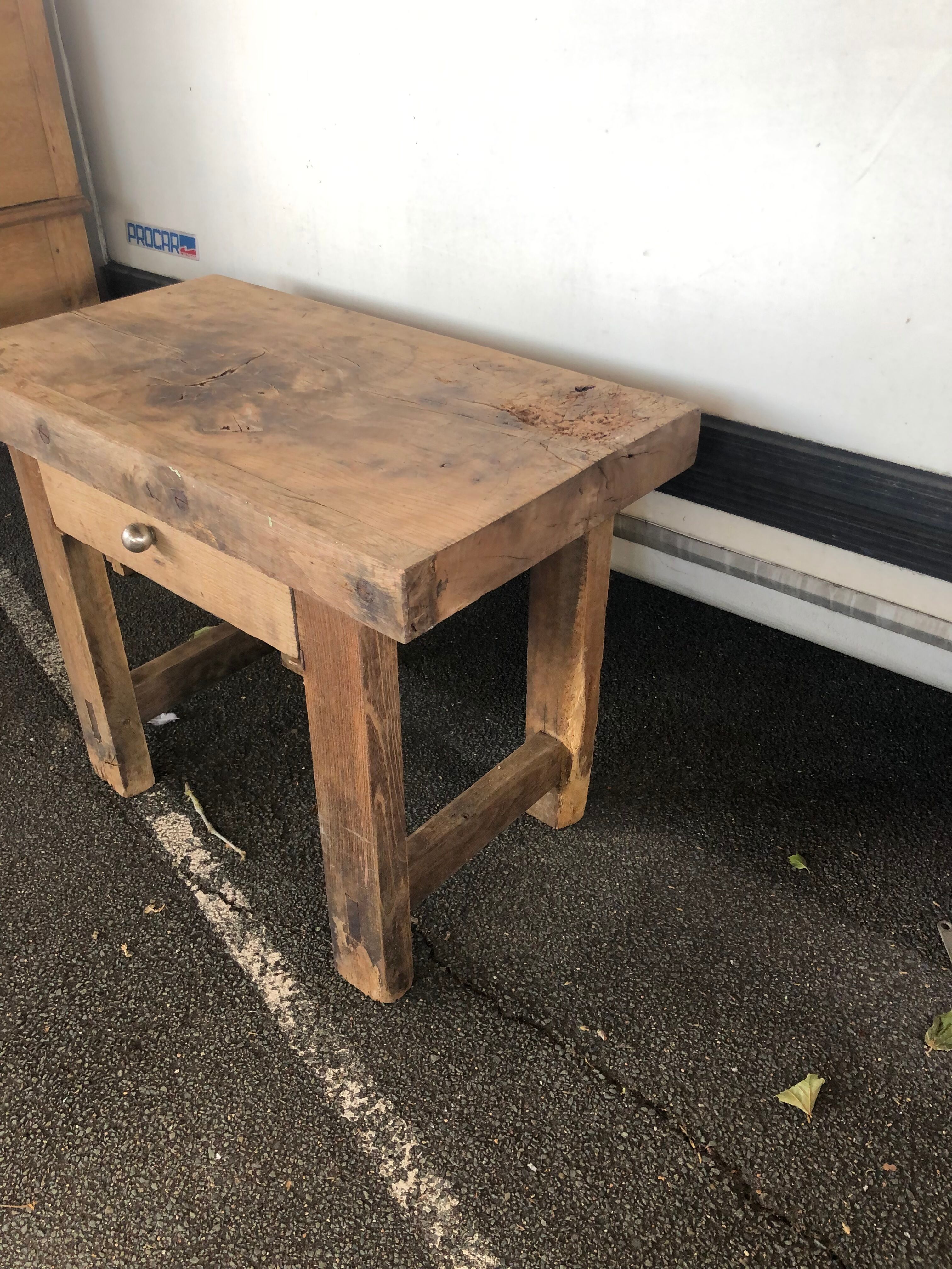 Furniture log of metier