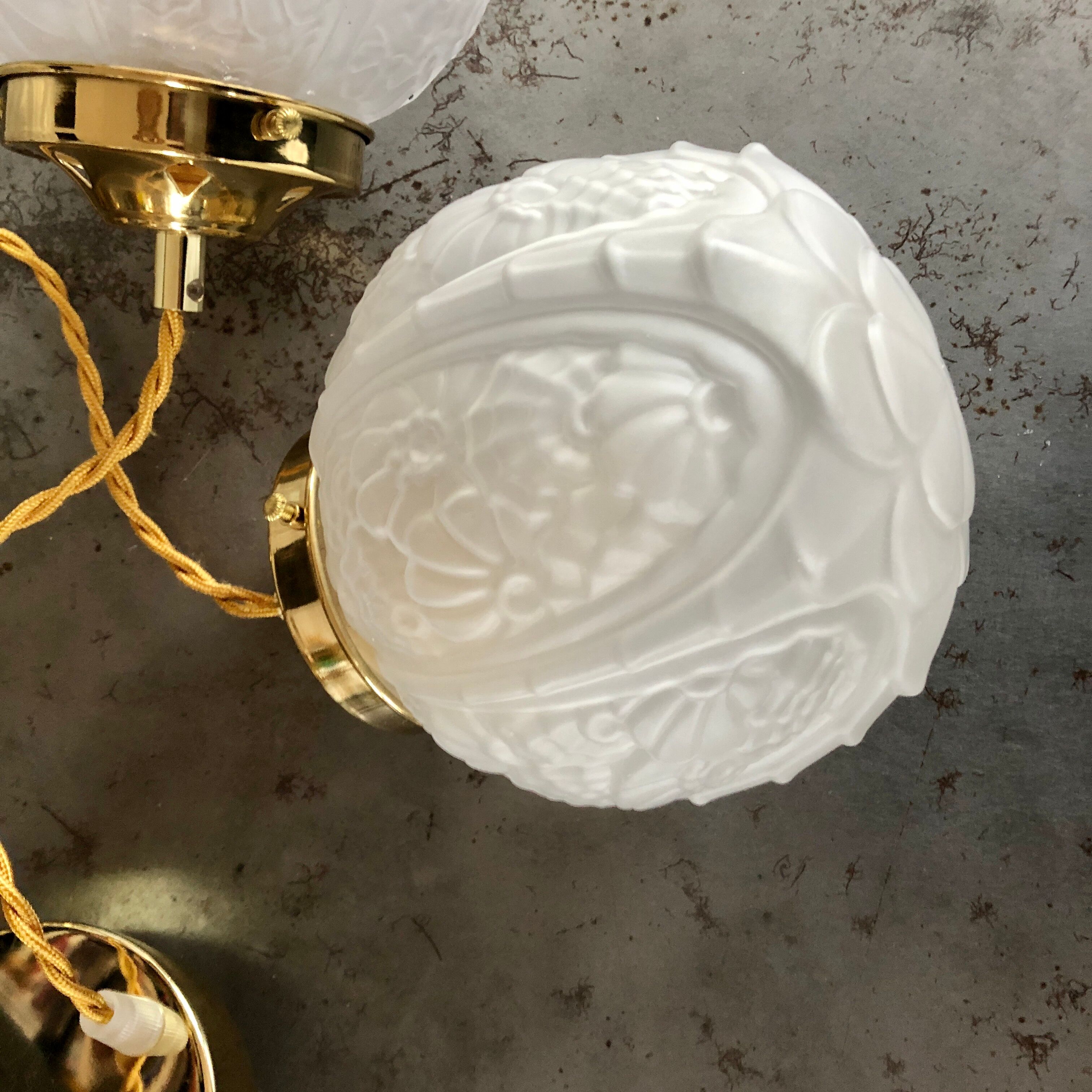 Suspension cascade three lights globes art deco vintage