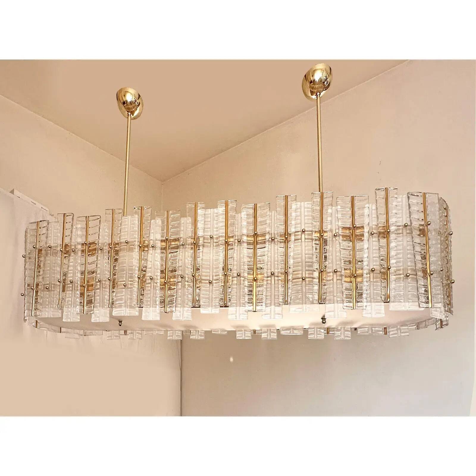 Chandelier en verre de Murano doré tropical moderne italien de luxe par Simoeng