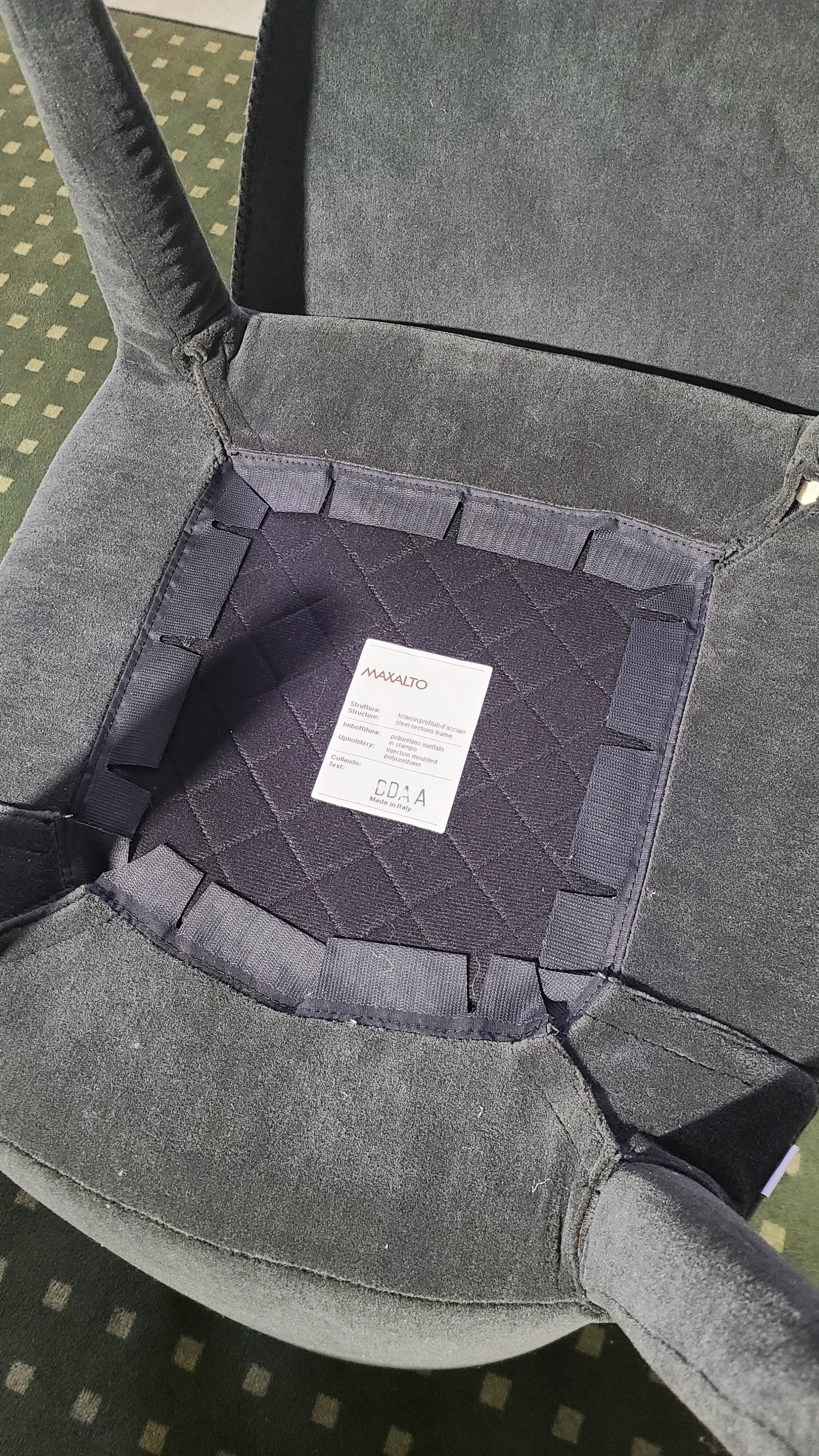 Febo chairs Apta collection By Antonio Citterio For Maxalto