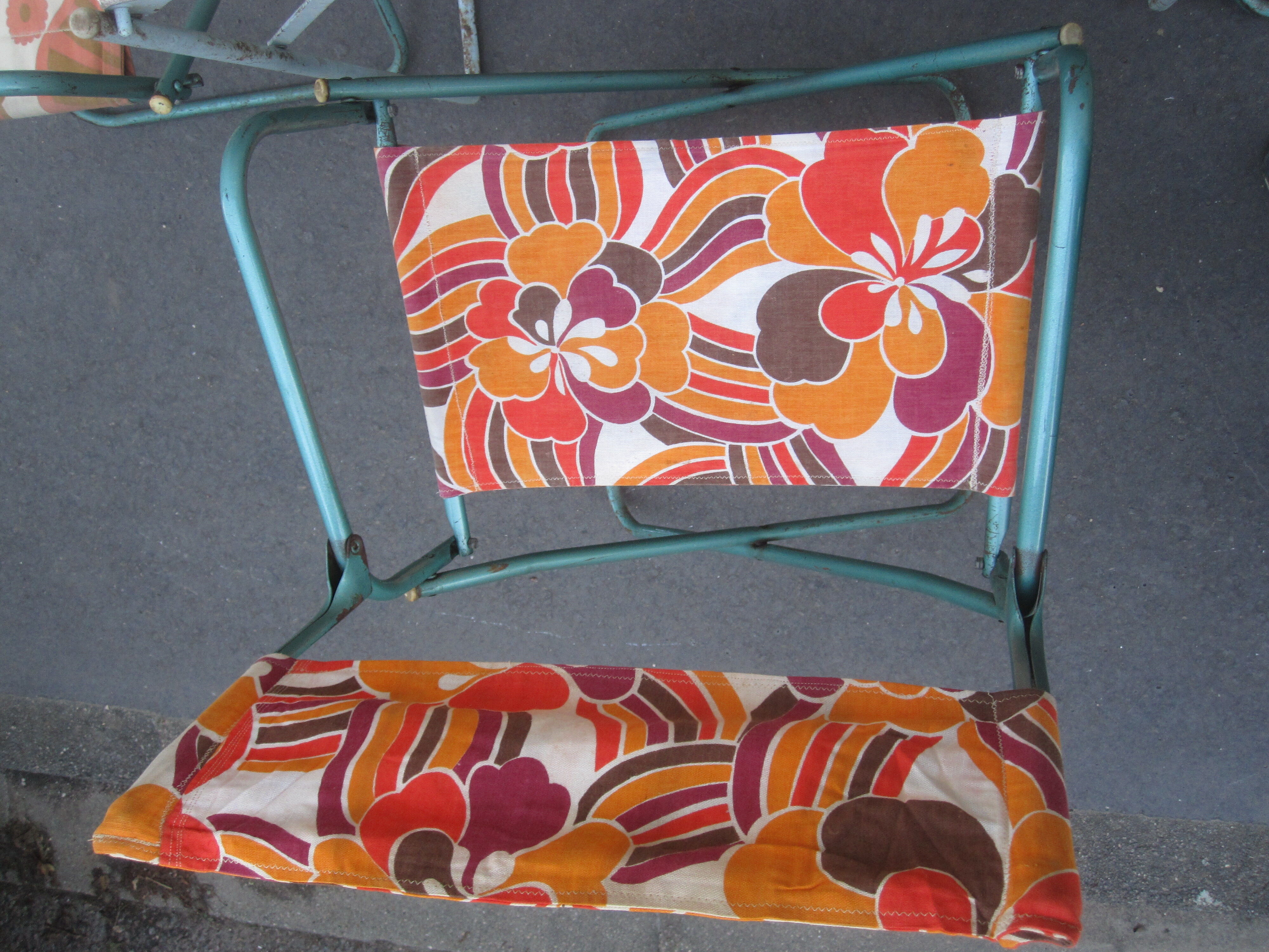 Vintage camping folding lounge