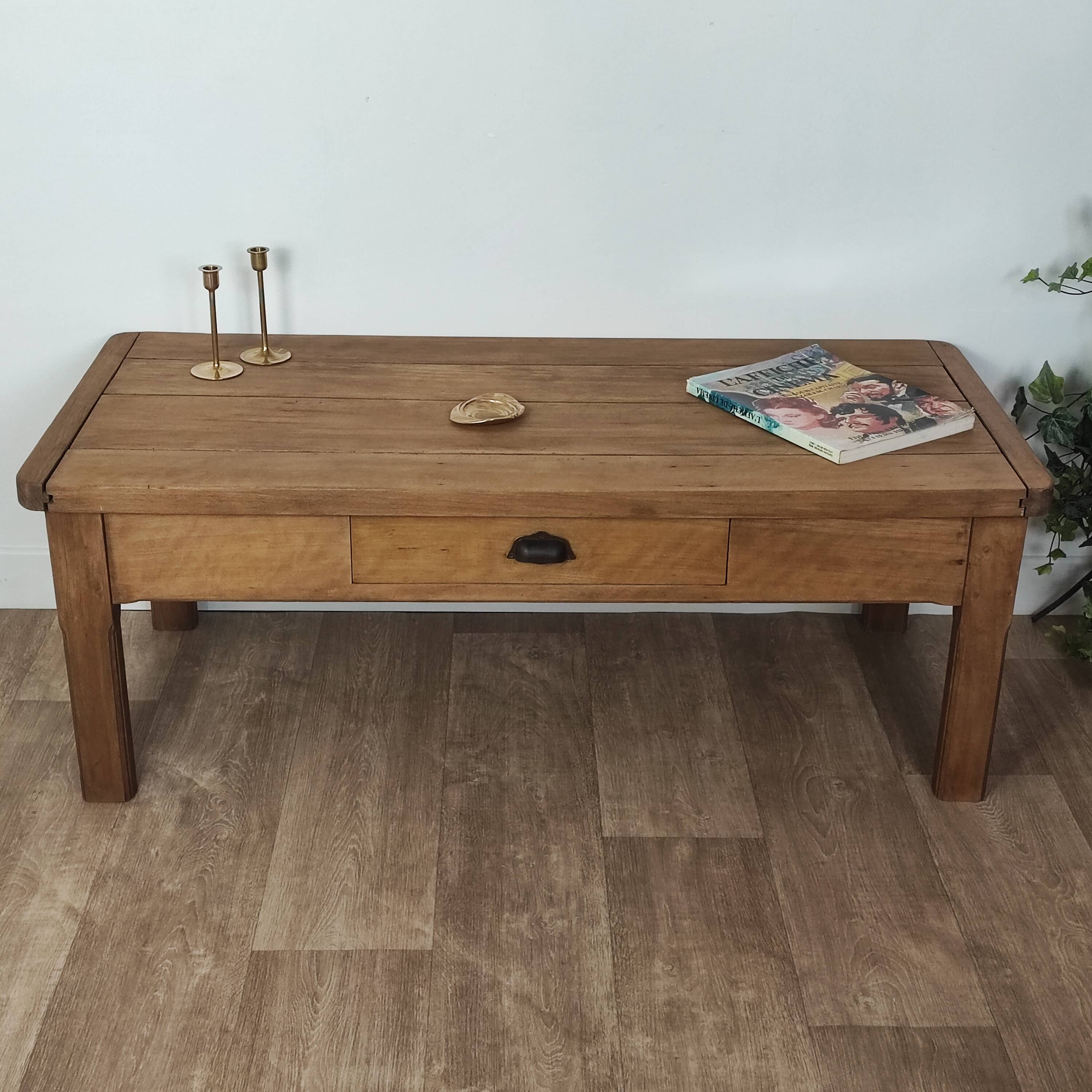 Table basse de ferme