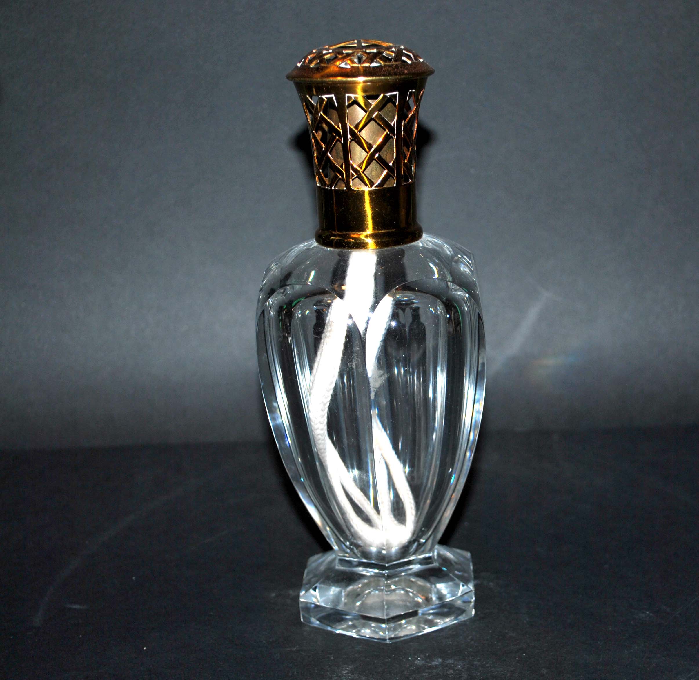 Berger lamp in crystal of BACCARAT Model Amphora signed 20cm