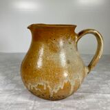 Light-turned sandstone pitcher