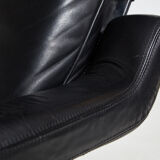 Fauteuil en cuir avec pouf de Reinhold Adolf pour Cor mk9220