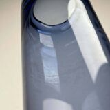 Blue glass vase from the Danish Mid-Century Modern Labrador series by Per Lütken for Holmegaard, 1950s.