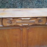 Shoemaker counter, Bank of store