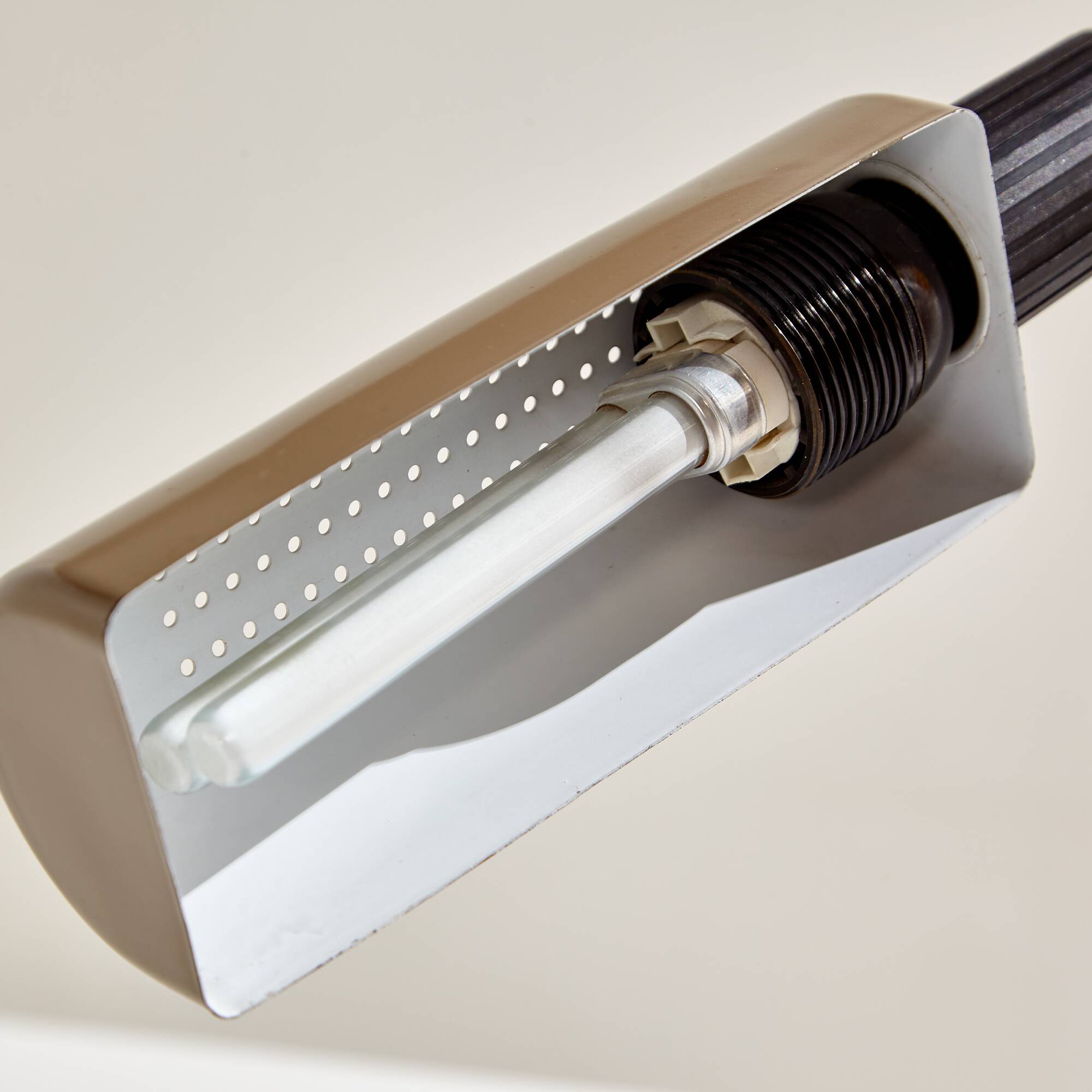 MK9213 Veneta Lumi table lamp