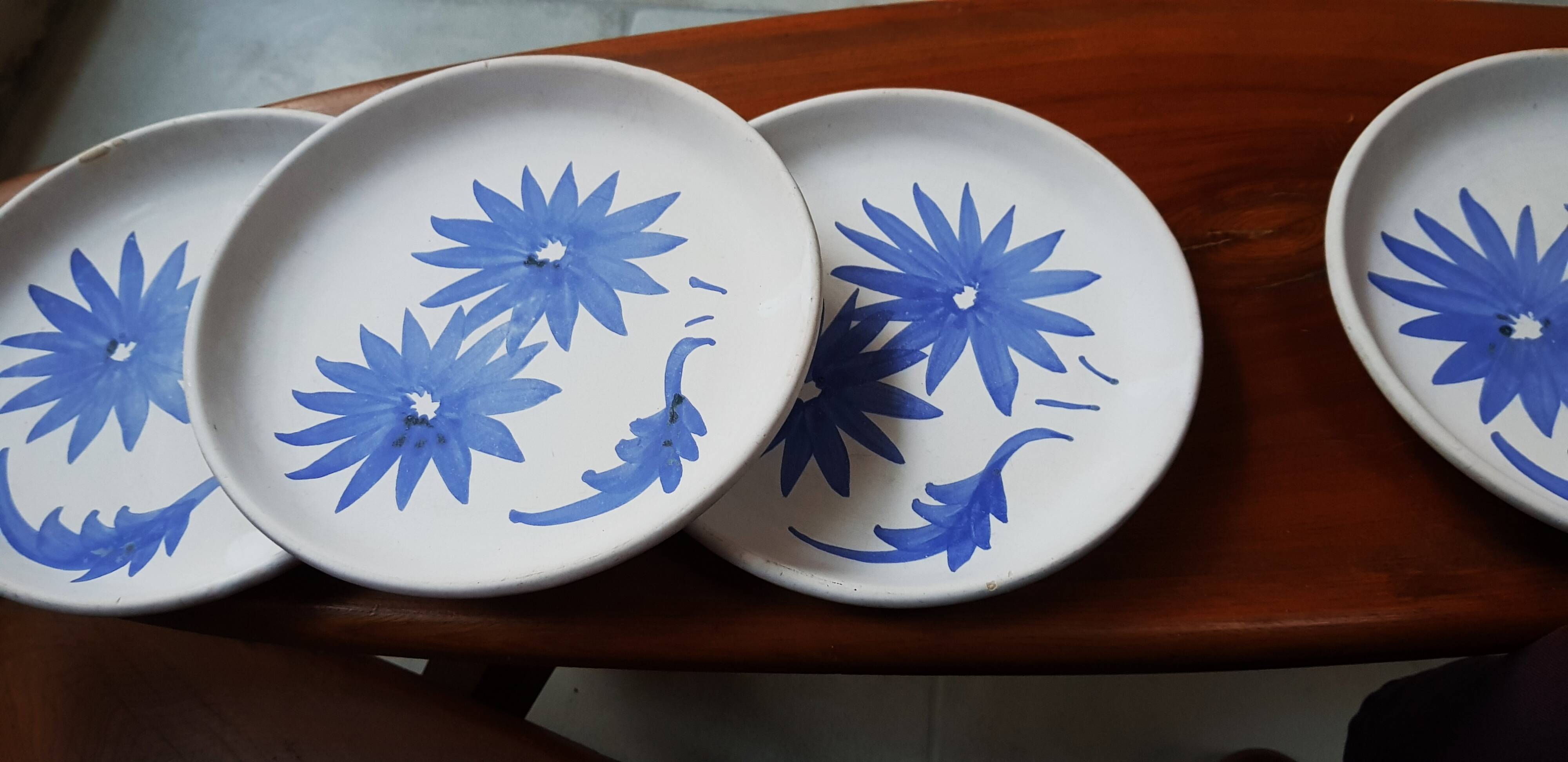 4 vintage ceramic plates Sars Poterie