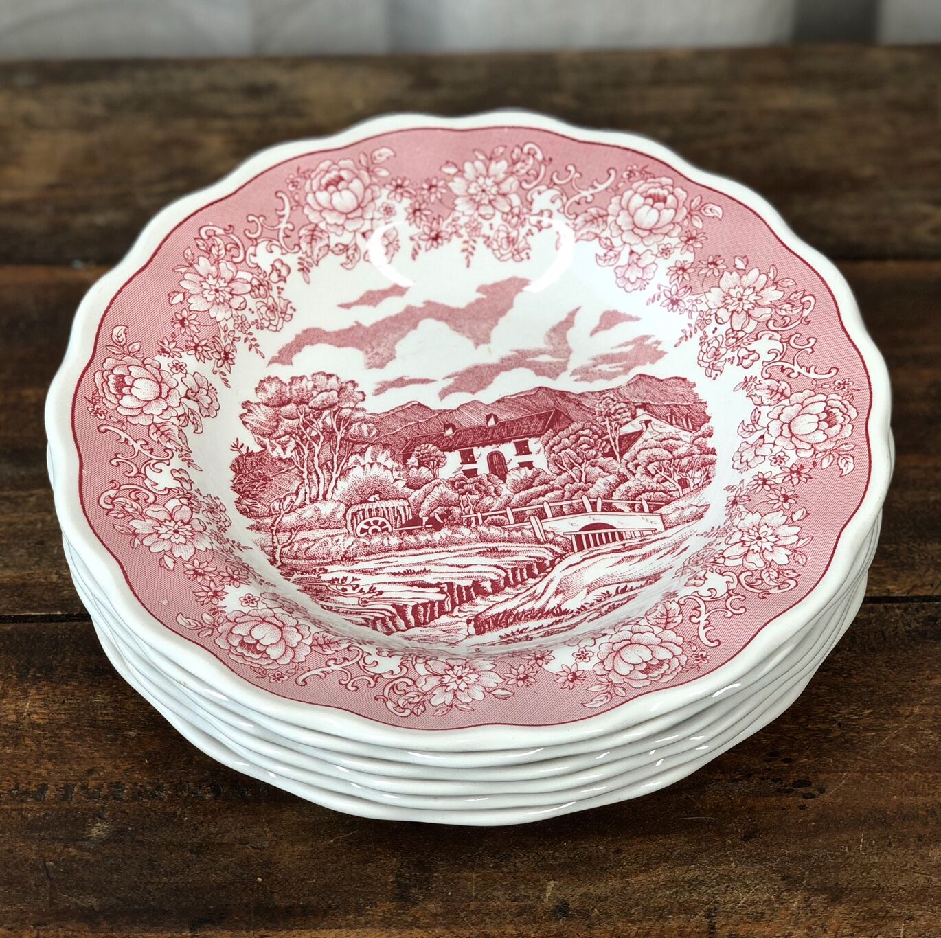 6 hollow plates, made in Italy