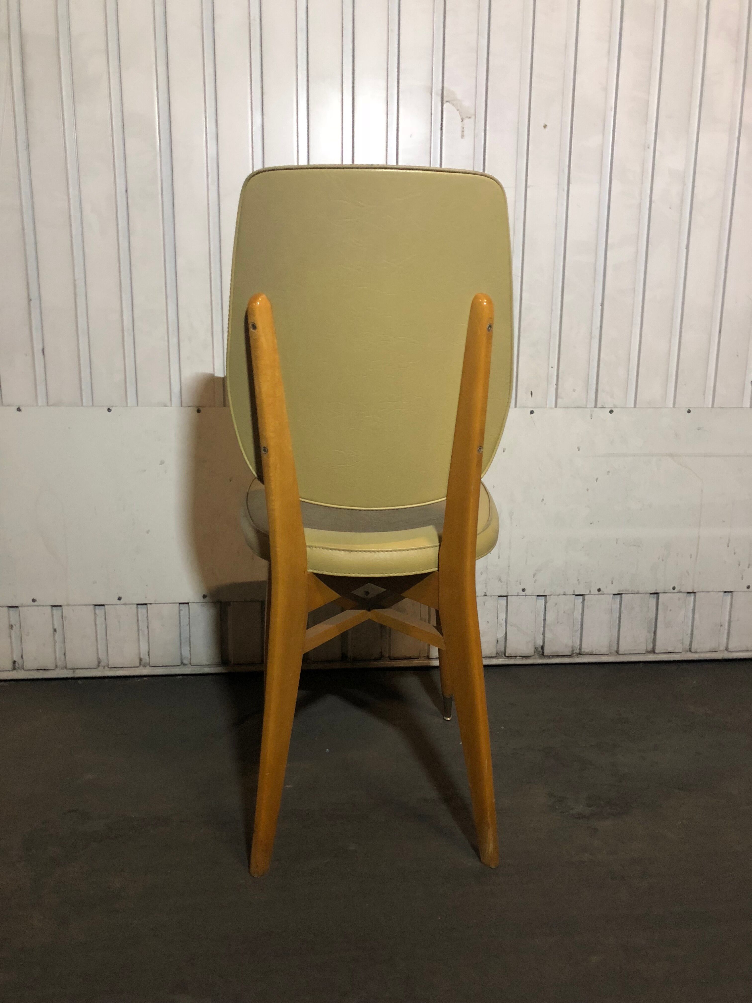 Nice lot of 2 High Chair in skai