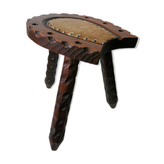 Tabouret de traite tripode - style brutaliste espagnol