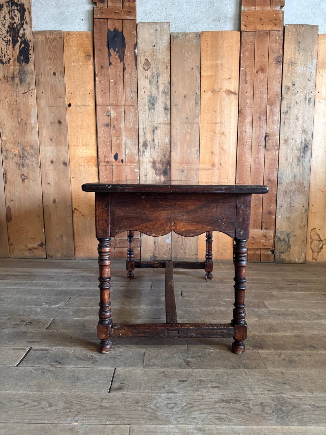 Cévenole table in chestnut wood, 19th-century folk art.