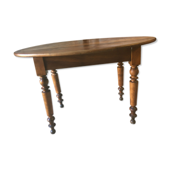 Table ovale en noyer