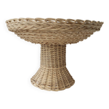 Wicker bowl on foot