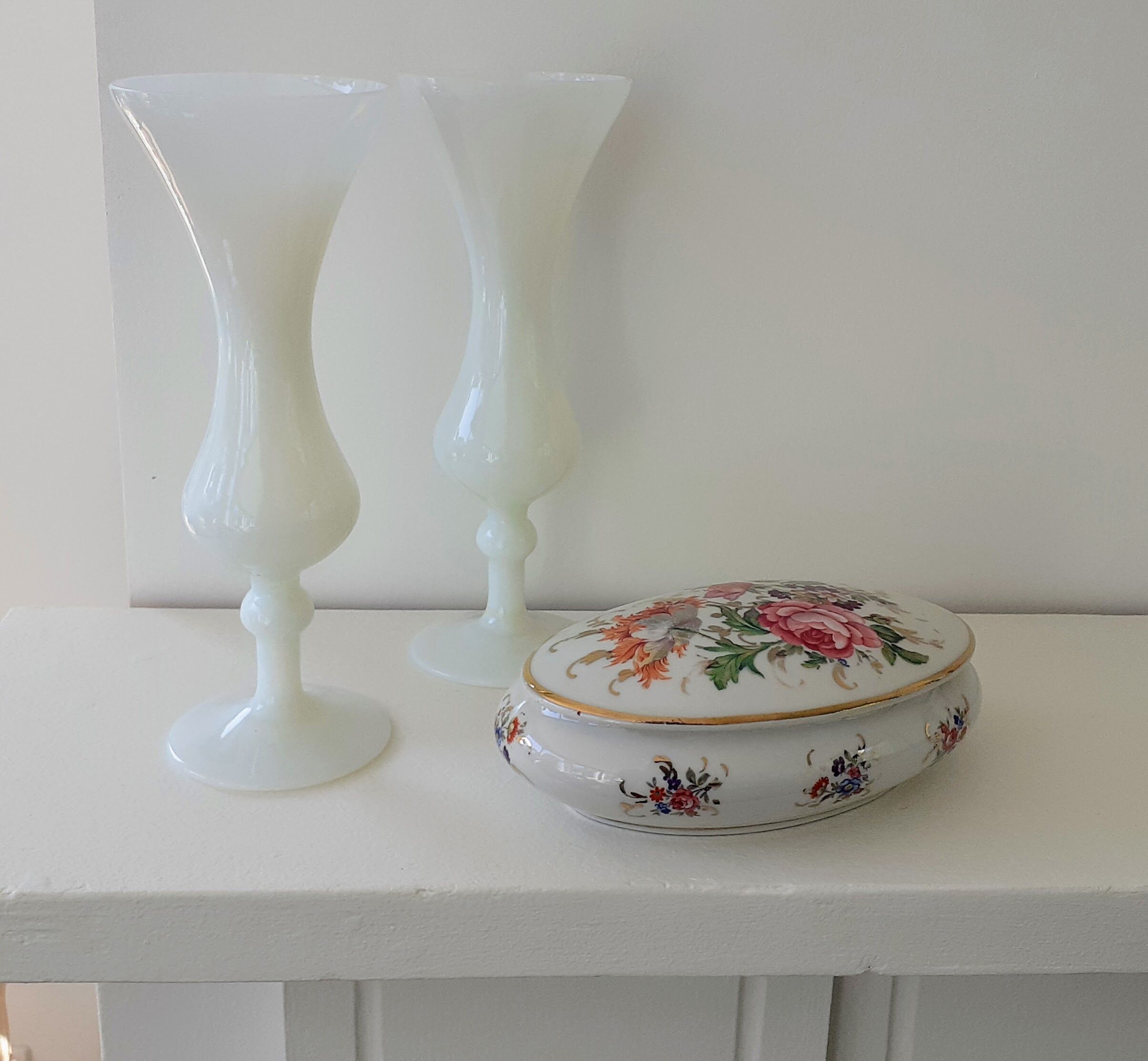 Limoges porcelain candy box decorated with roses
