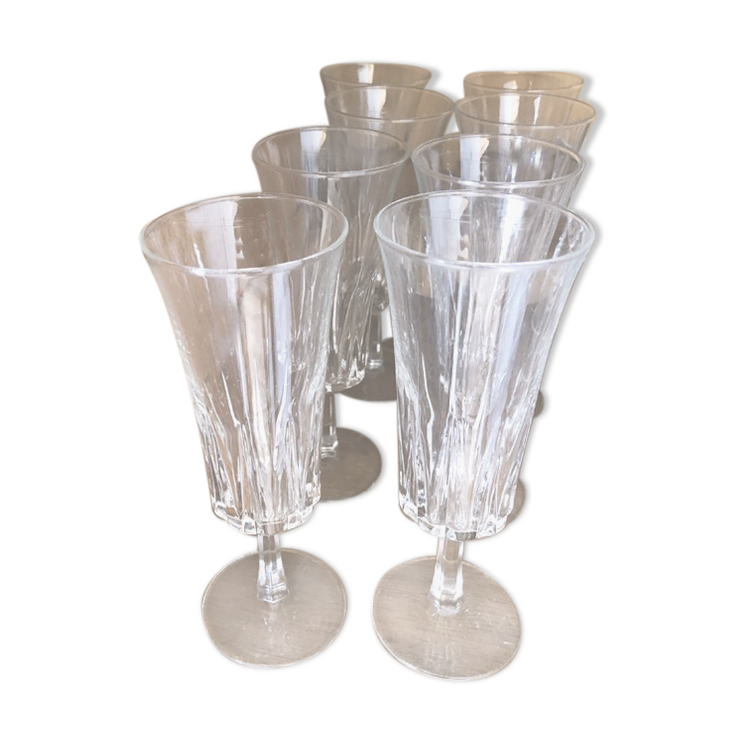 8 molded glass champagne flutes, 1970