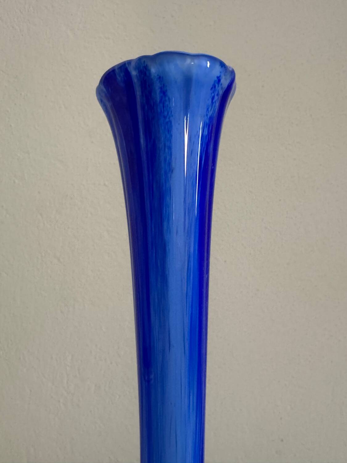 Antique Murano glass soliflore vase