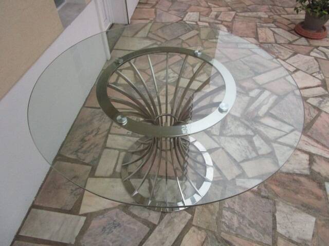 Table ronde en verre dans le goût de Gastone Rinaldi, 1970