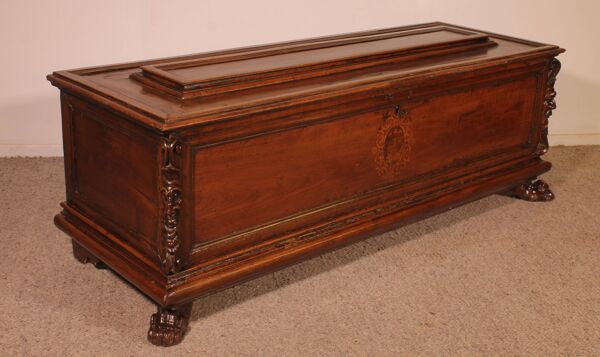 Coffre Cassone, de mariage en noyer, Renaissance Italienne XVIème s.