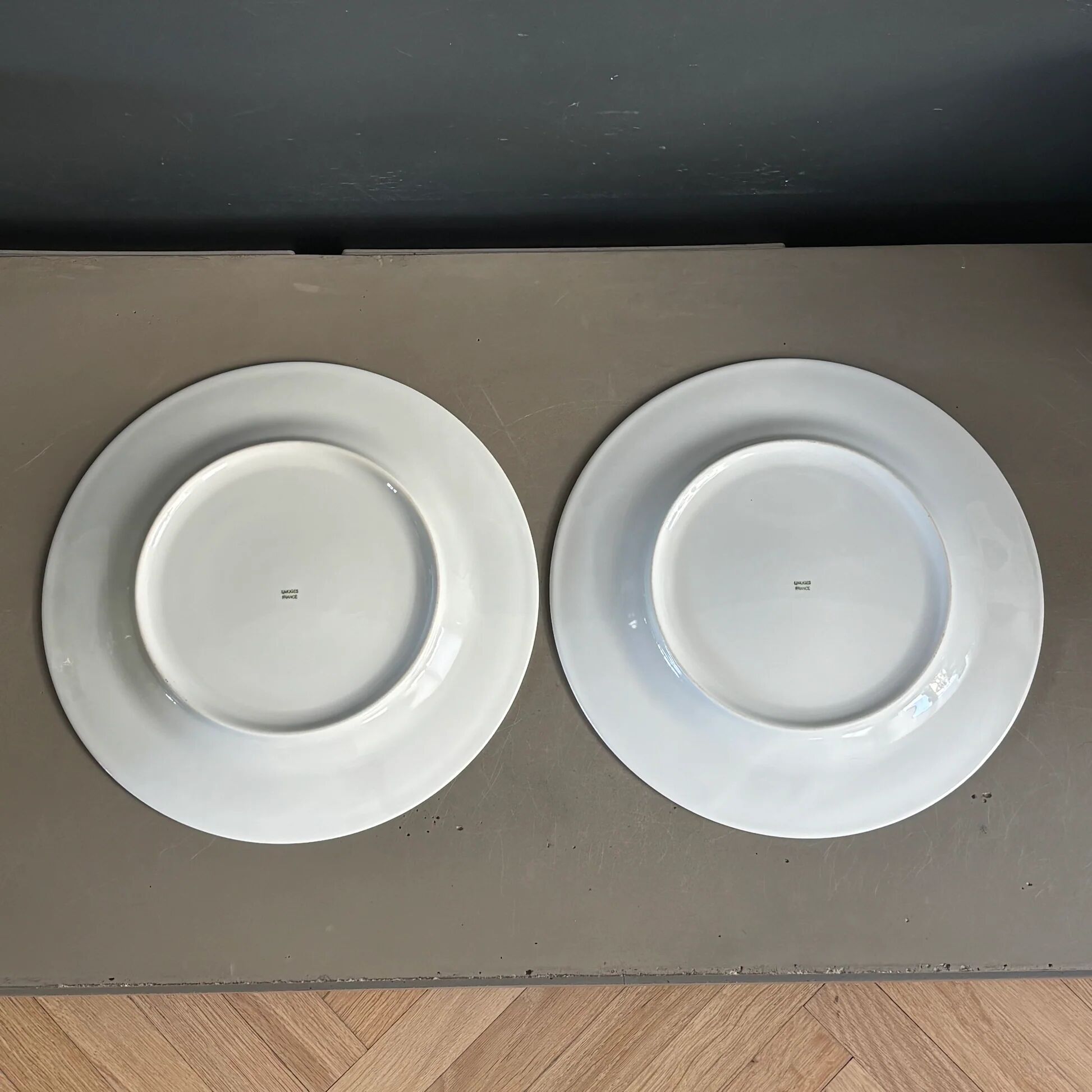Pair of Picasso plates in Limoges porcelain - Ref 1324