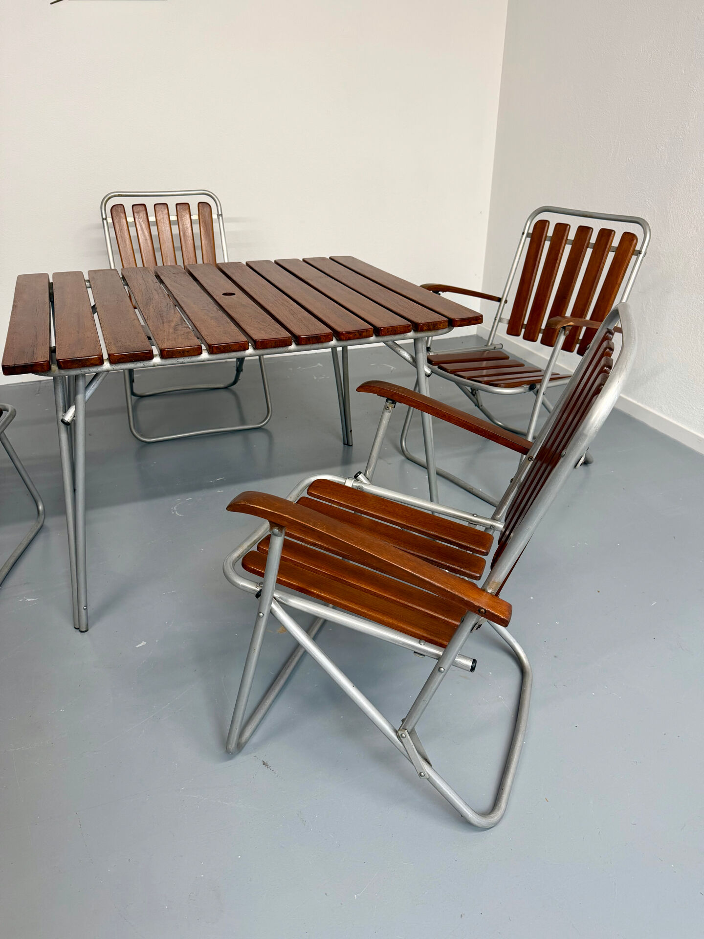 Vintage folding garden set table 4 chairs wood and metal 1960