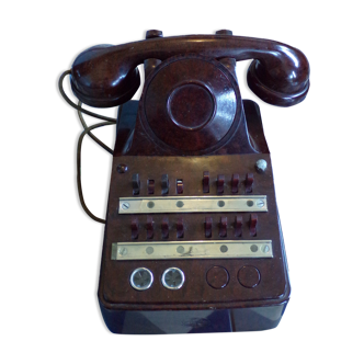 Standard bakelite telephone